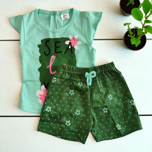 Baby Girls  Cotton T-Shirt & Shorts Set (0–1 Years)